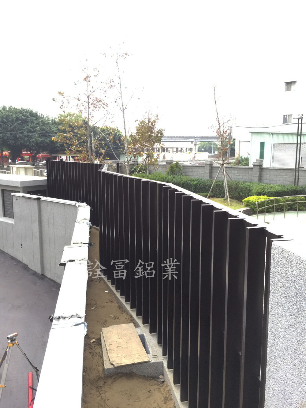 台中鋁格柵更新